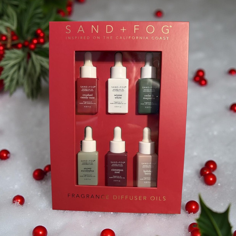 SAND + FOG NWT Holiday Fragrance Diffuser Oils Set of 6   .33 Fl Oz each